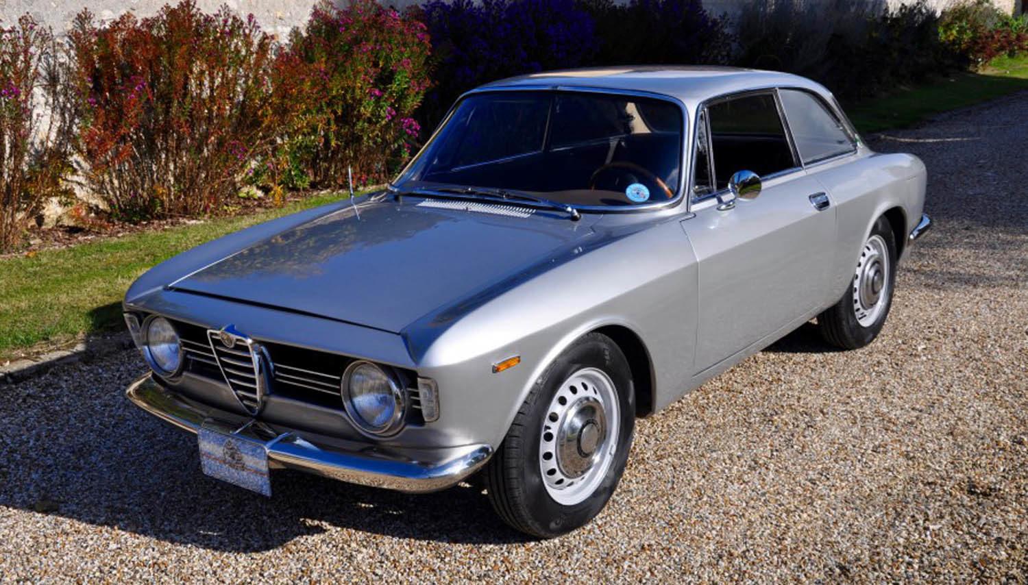 ALFA ROMEO GIULIA SPRINT GT VELOCE