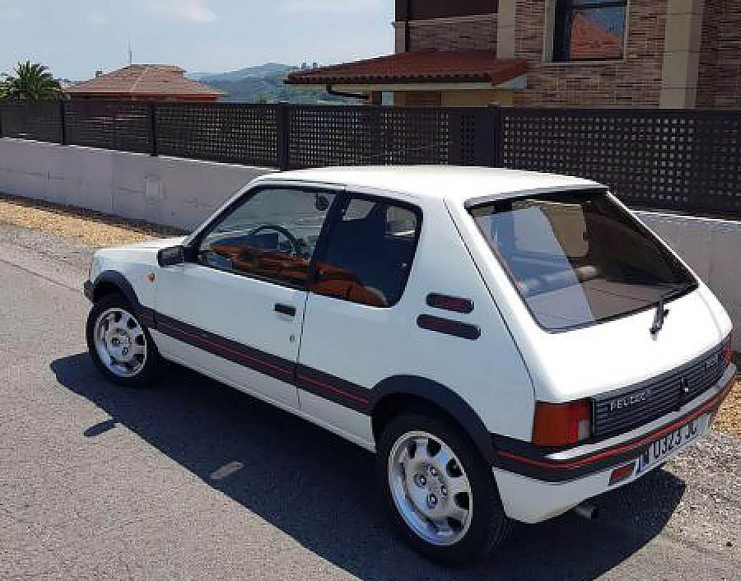 Peugeot 205 1.9 GTi... la prova!