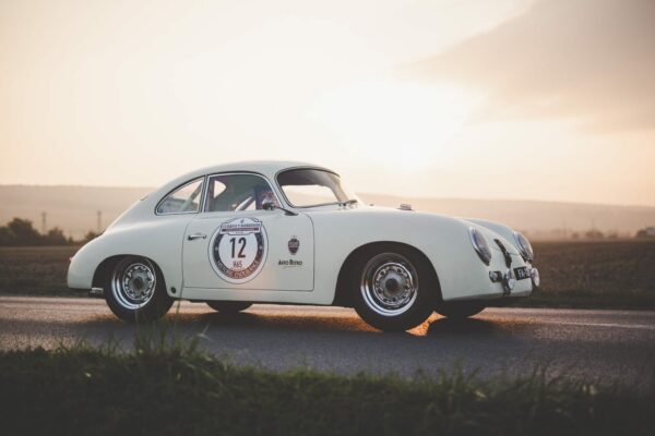 PORSCHE 356 A T1 COUPÉ 1956 - PTH FIA