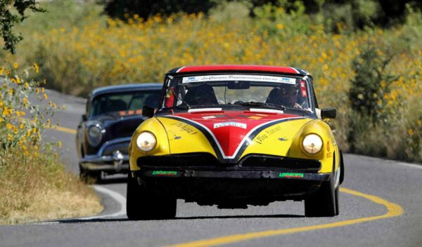 STUDEBAKER CHAMPION