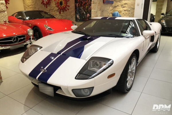 FORD GT