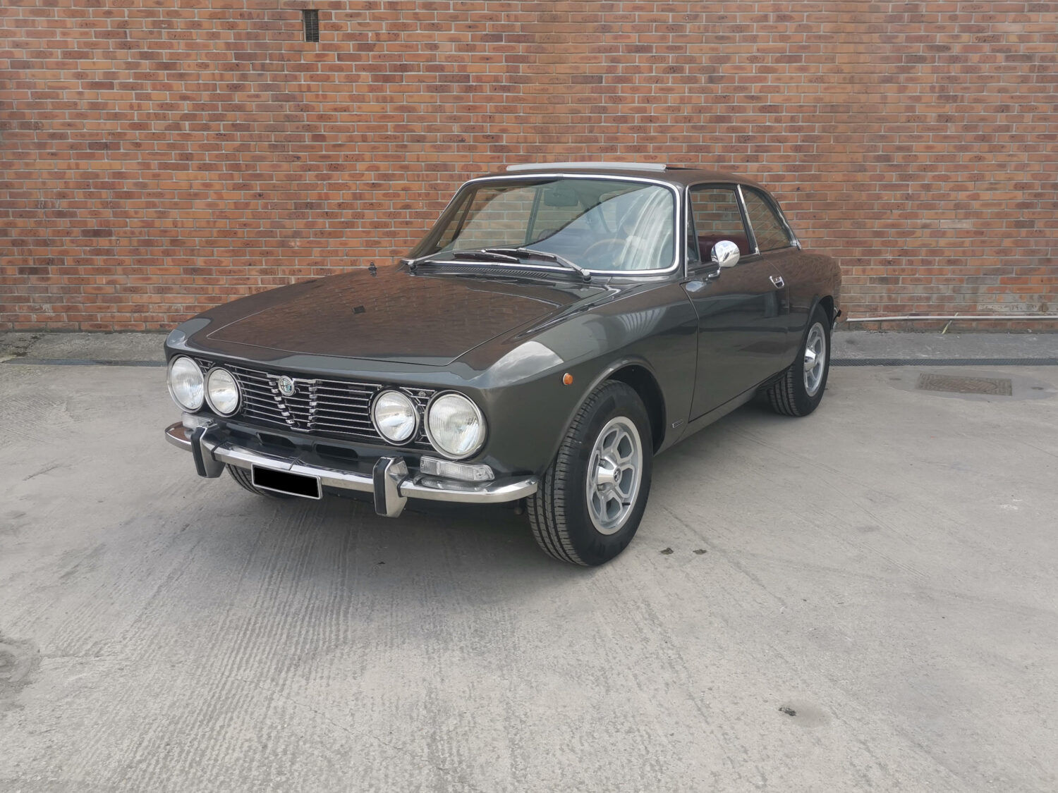 ALFA ROMEO 2000 GTV BERTONE