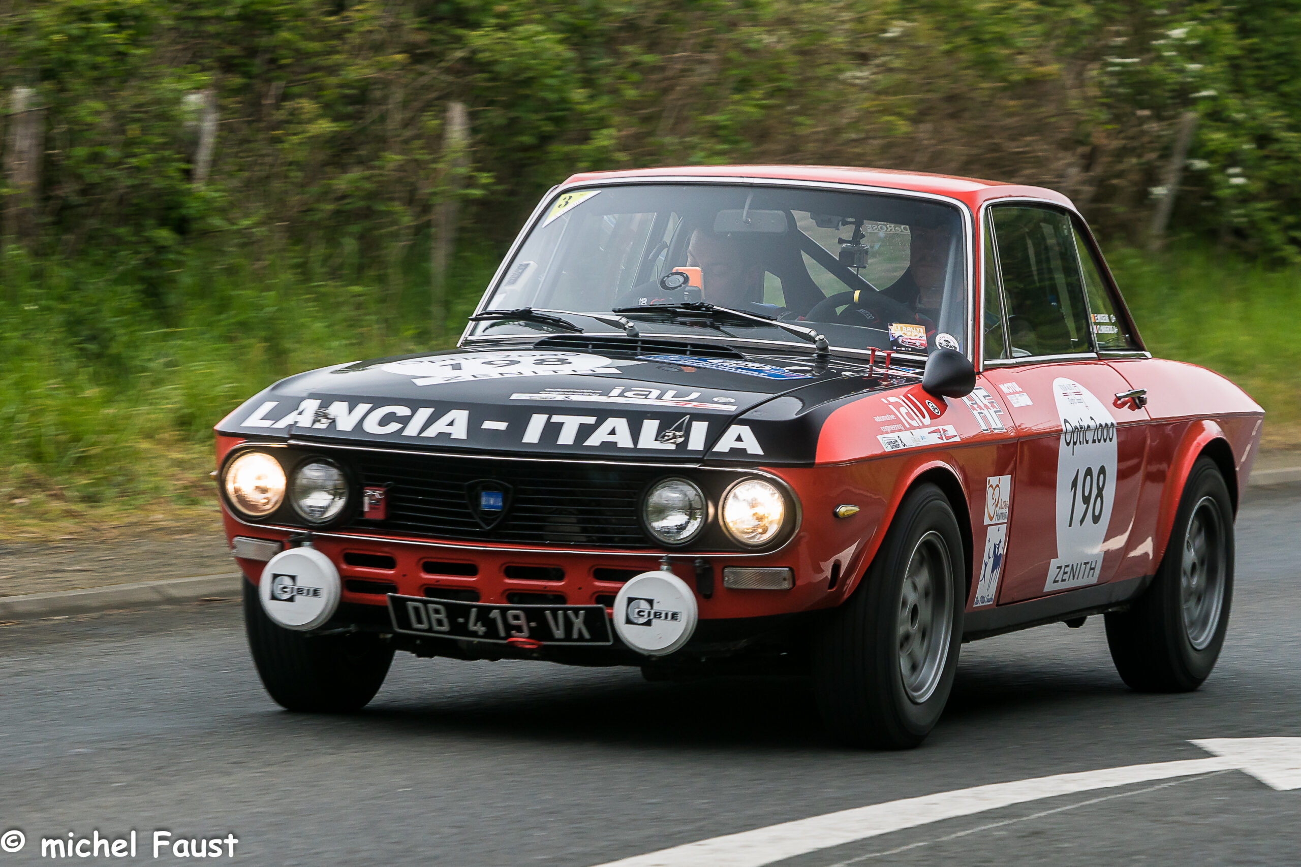 LANCIA FULVIA 1,3S MONTECARLO PTH FFSA À LOUER