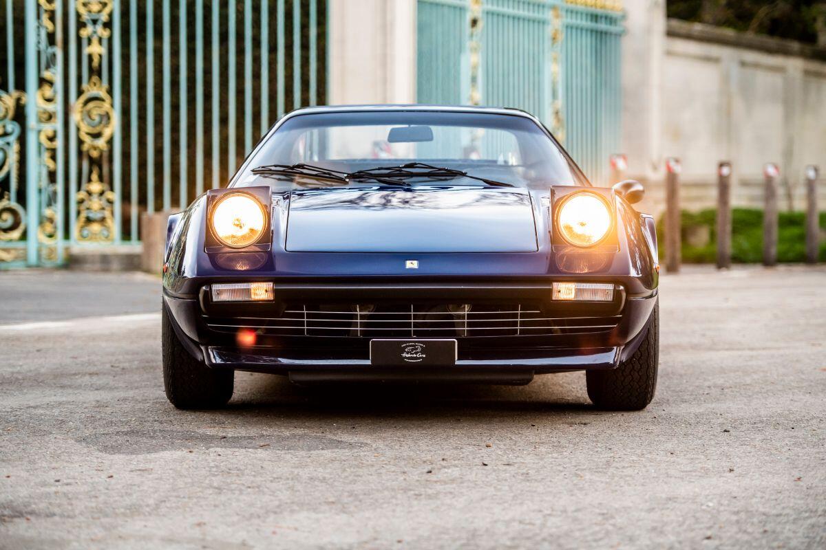 FERRARI 308 GTB VETRORESINA