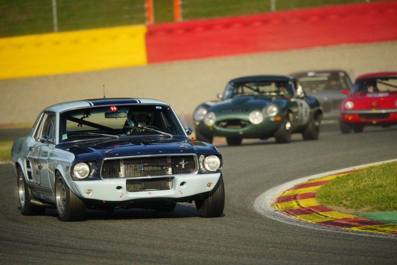 FORD MUSTANG COUPE VHRS 1967